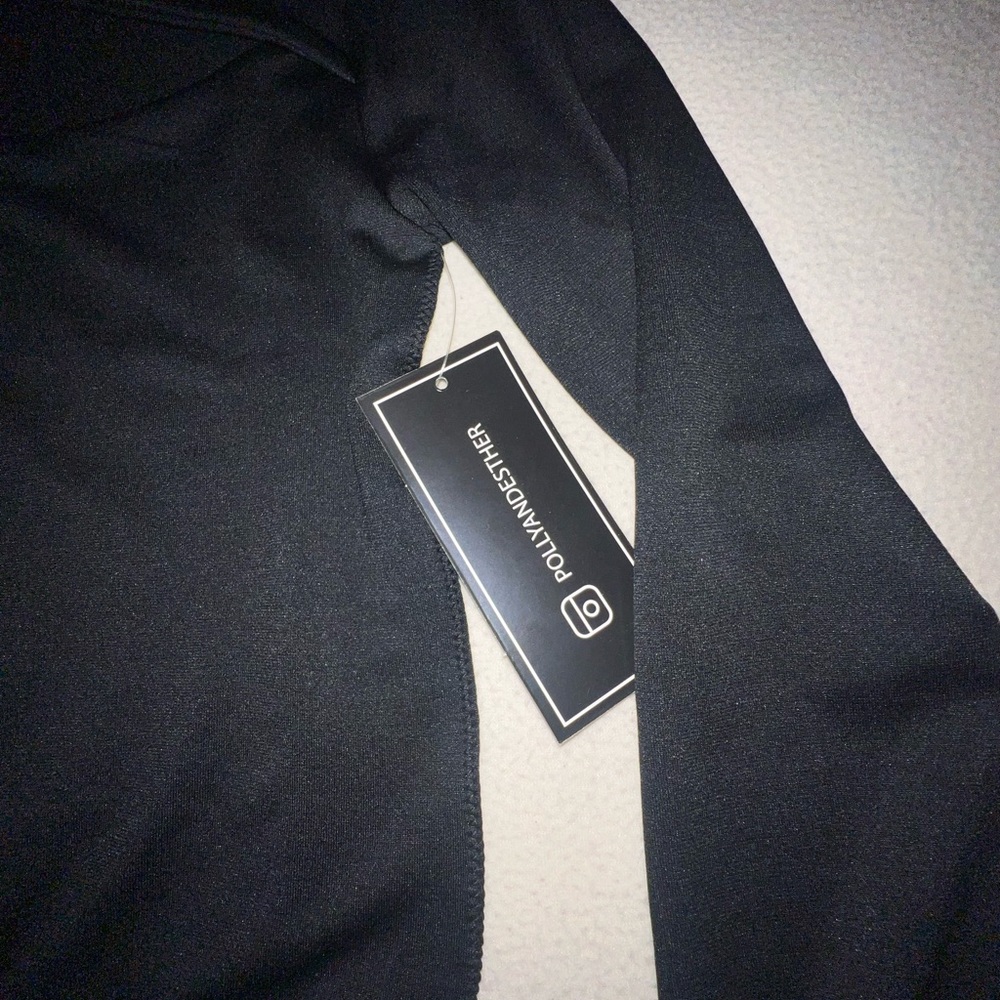 Cropped Shirt - Picture 3 of 3